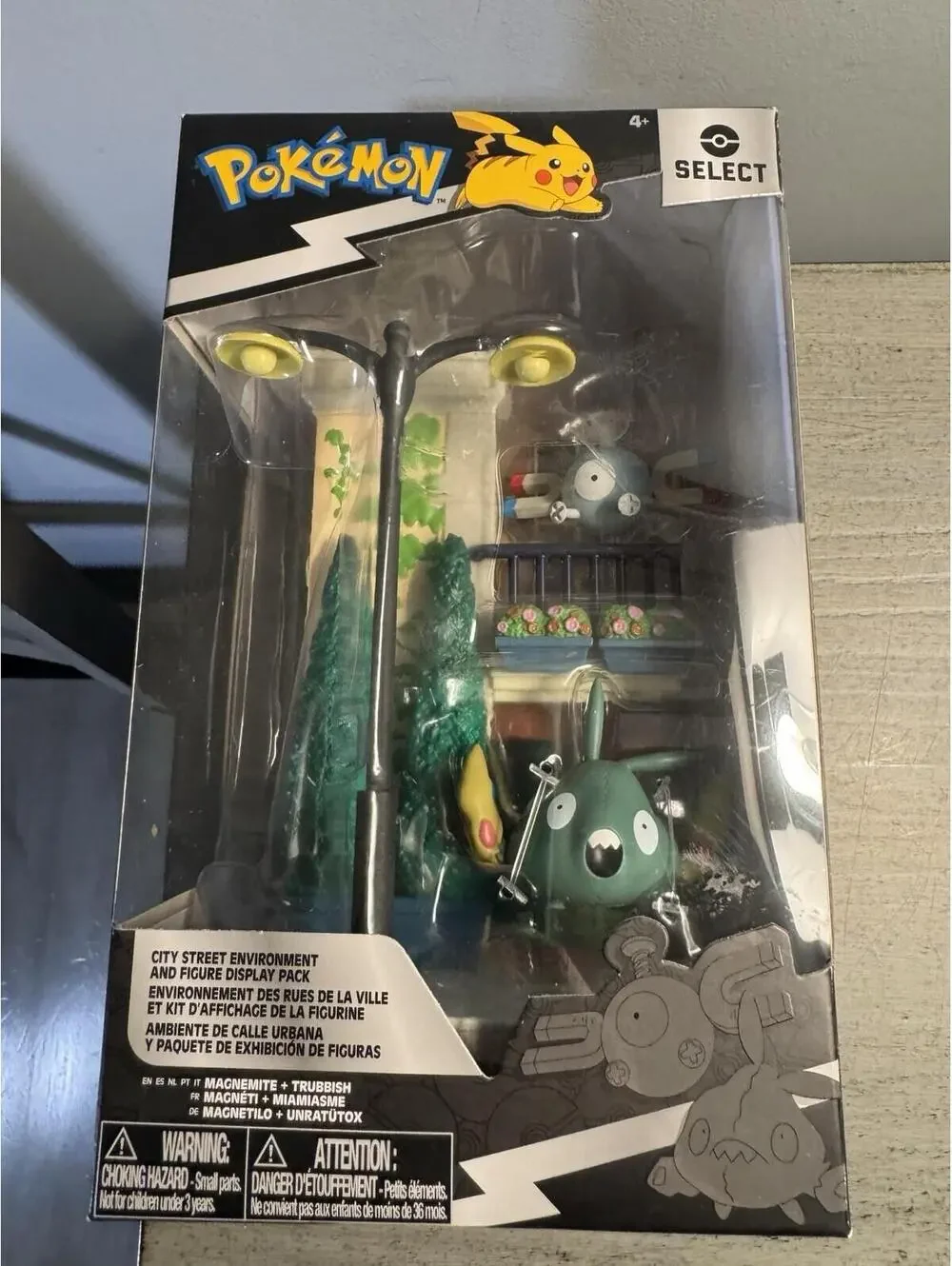 Pokemen Select Magnemite& Trubbish  Display Pack
